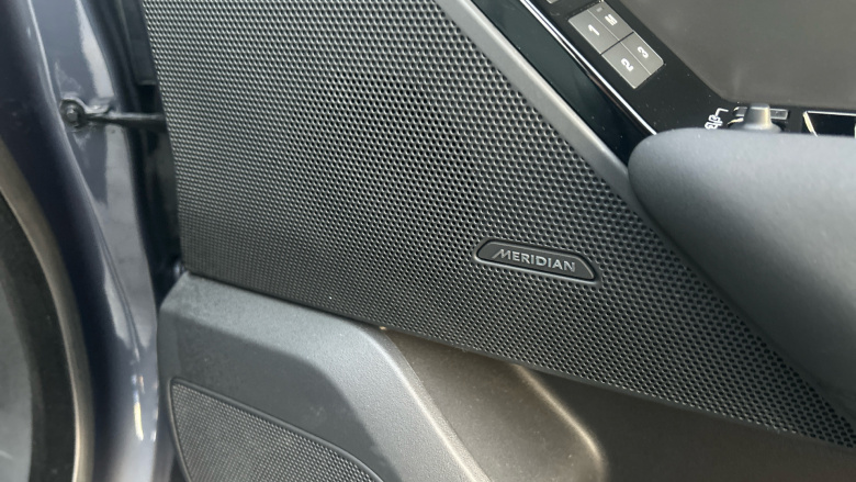 Land Rover Range Rover Velar 2.0 D200 MHEV Dynamic SE 5dr Auto Diesel Estate